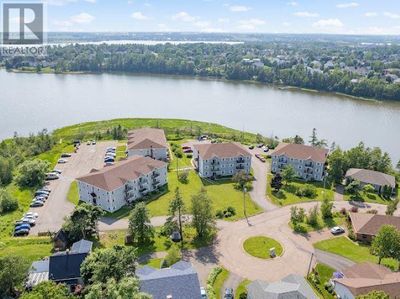 3 - 20 Waterview Hts, Condo with 2 bedrooms, 1 bathrooms and null parking in Charlottetown PE | Image 2