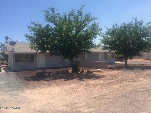 304 Cedar Avenue, Holbrook, AZ, 86025 | Card Image