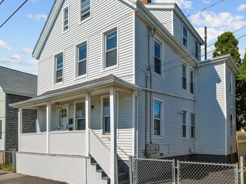 Cove Rd, New Bedford, MA 02744