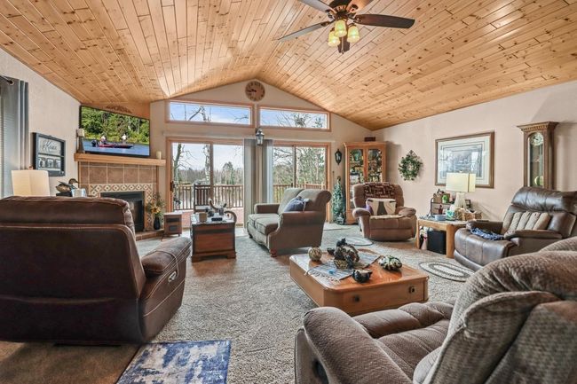 8631 N Bo Di Lac Dr, House other with 3 bedrooms, 2 bathrooms and 6 parking in Minocqua WI | Image 12
