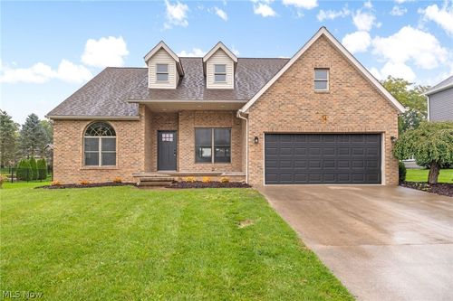 2427 Queensbury Rd, Alliance, OH, 44601-8396 | Card Image