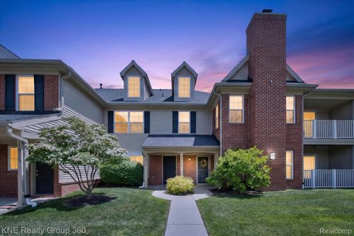 4077 Berkeley Ave, Canton, MI, 48188-7227 | Card Image