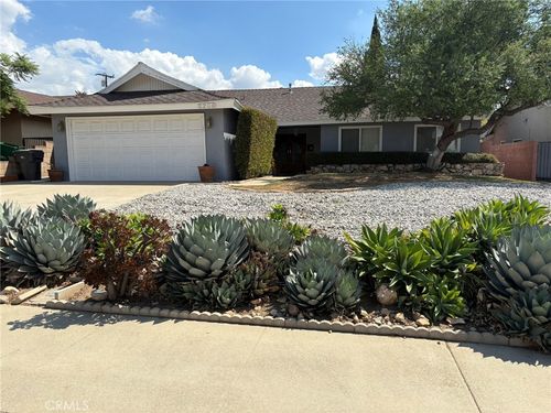 2206 Stratford Way, La Verne, CA, 91750-5142 | Card Image