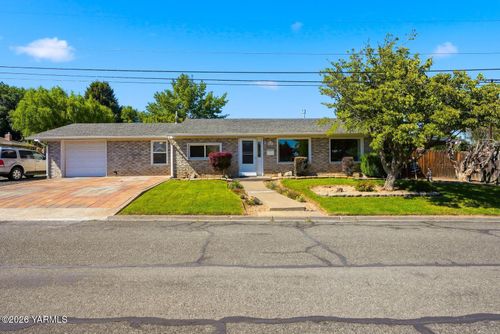3005 Bonnie Doon Ave, Yakima, WA, 98902-4028 | Card Image