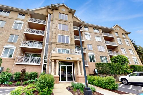 unit-506-1761 Pavilion Way, Park Ridge, IL, 60068-1149 | Card Image