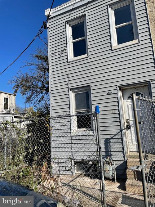 413 Ivy St, CHESTER, PA, 19013-3650 | Card Image