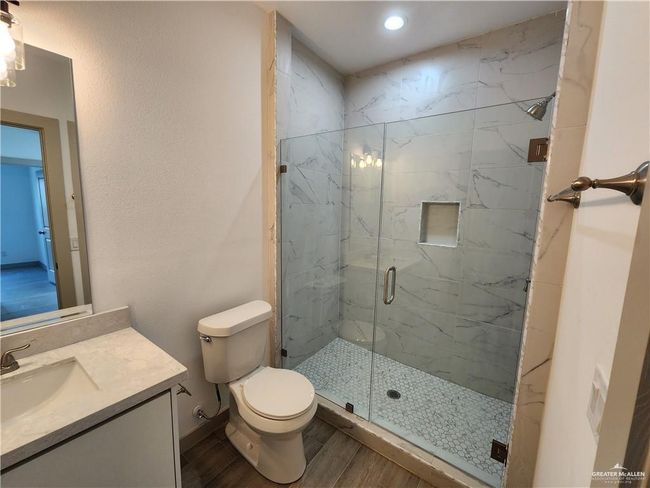 APT-1 - 3600 Frio Ave, Condo with 2 bedrooms, 2 bathrooms and 2 parking in McAllen TX | Image 16