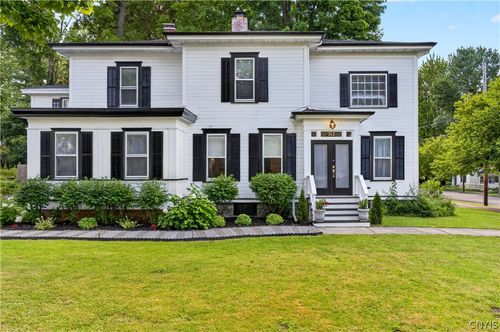 312 Elm St, Fayetteville, NY, 13066-1414 | Card Image