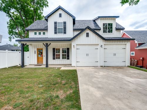 216 Wilson St, Lake Dallas, TX, 75065-3473 | Card Image