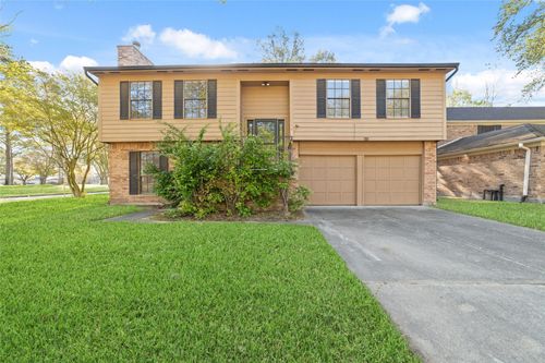 8426 Laurel Trails Dr, Houston, TX, 77095-3828 | Card Image