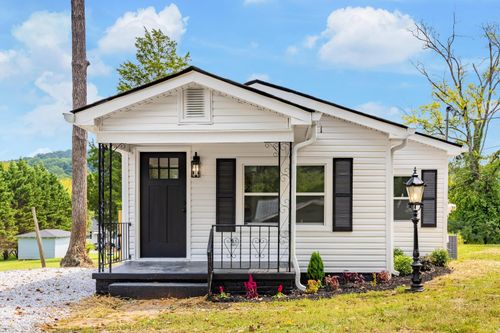 2510 Nonova Ln, Chattanooga, TN, 37415-6215 | Card Image
