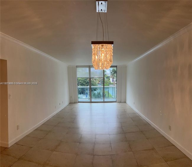 APT-207 - 19390 Collins Ave, Condo with 2 bedrooms, 2 bathrooms and null parking in Sunny Isles Beach FL | Image 22
