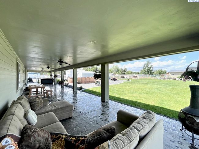 223108 E Perkins Rd, Home with 4 bedrooms, 4 bathrooms and null parking in Kennewick WA | Image 40