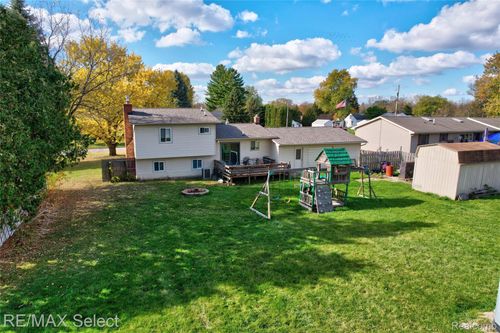 3088 Layman Dr, Flint, MI, 48506-2053 | Card Image