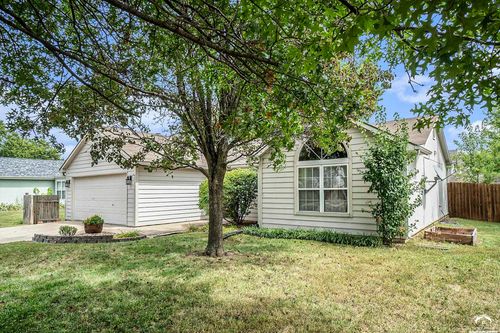 2904 Whitmore Dr, Lawrence, KS, 66046-5481 | Card Image