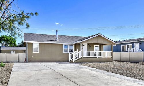 69-2324 E Blue Lake Ln, Boise, ID, 83716-5711 | Card Image