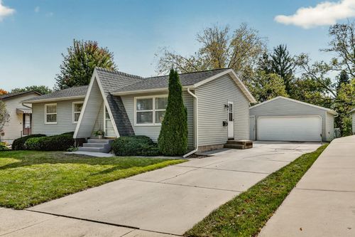 3716 1st Pl Nw, Rochester, MN, 55901-7550 | Card Image