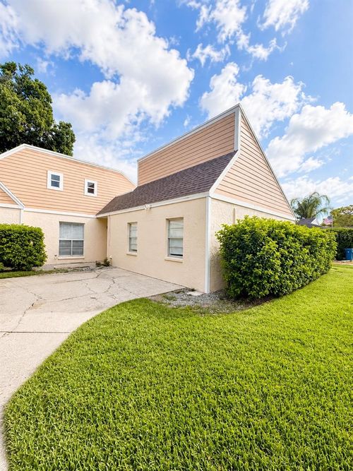 17708 Rivendel Rd, LUTZ, FL, 33549-5534 | Card Image