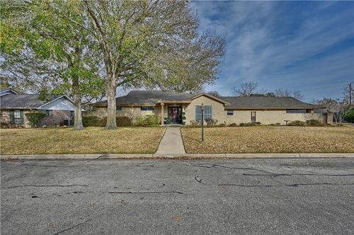 2007 Geney Street, Brenham, TX, 77833 | Card Image