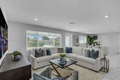 465 11th St, Boca Raton, FL, 33432-2544 | Card Image