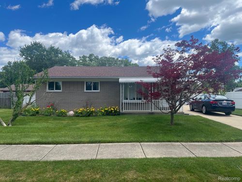 24317 Mount Olive Dr, Flat Rock, MI, 48134-9295 | Card Image
