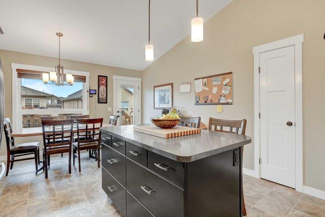 12922 105 St, House detached with 5 bedrooms, 3 bathrooms and 4 parking in Grande Prairie AB | Image 6