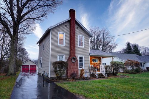 5 Lapham St, Macedon, NY, 14502-8821 | Card Image