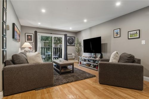 apt-d102-12200 Montecito Rd, Seal Beach, CA, 90740-2646 | Card Image