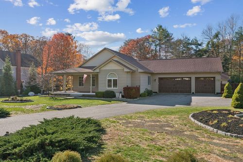 250 Mere Point Road, Brunswick, ME, 04011 | Card Image