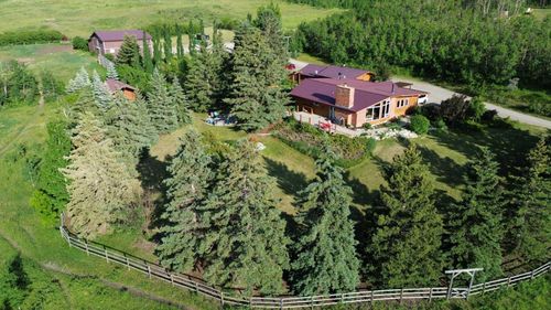 418102 96 Street W, Rural Foothills County, AB, T1S6A5 | Card Image