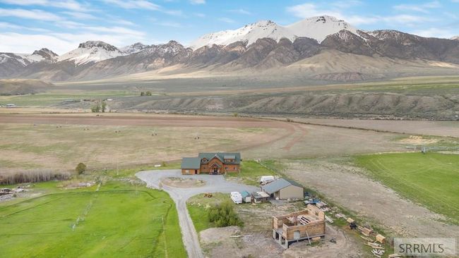 4550 N Us Highway 93, House other with 3 bedrooms, 3 bathrooms and 3 parking in Mackay ID | Image 10