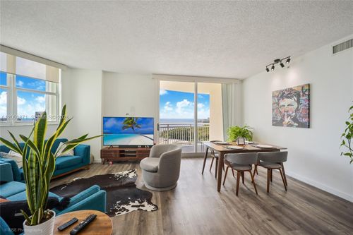 1107-2475 Brickell Ave, Miami, FL, 33129-2478 | Card Image