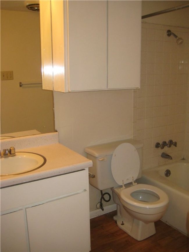 APT-225 - 924 E Dean Keeton St, Condo with 0 bedrooms, 1 bathrooms and 1 parking in Austin TX | Image 5