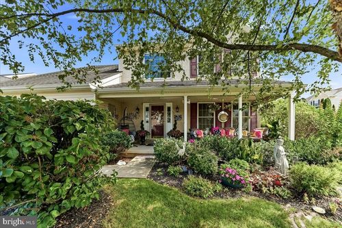 122 Holbrook Ln, GILBERTSVILLE, PA, 19525-9358 | Card Image