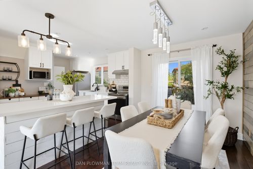 22 Athenia Crt, Scarborough, ON, M1E2C1 | Card Image