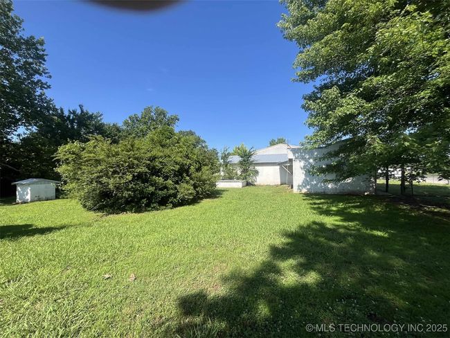 10650 W Highway 9, House other with 3 bedrooms, 2 bathrooms and null parking in Stigler OK | Image 12