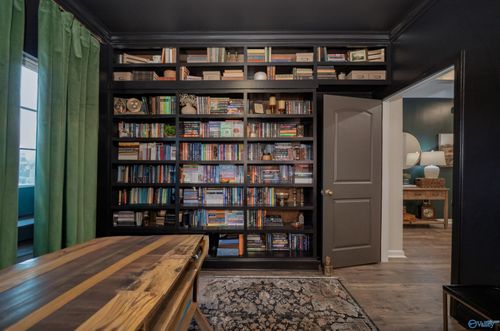 121 Derbyshire Dr, New Market, AL, 35761-6601 | Card Image