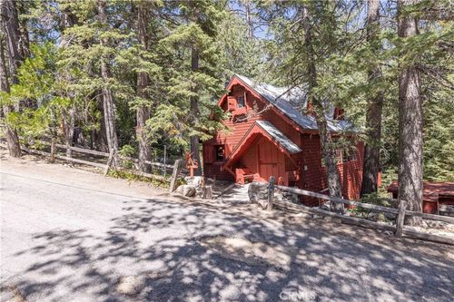32825 Deer Lick Dr, Arrowbear Lk, CA, 92382 | Card Image