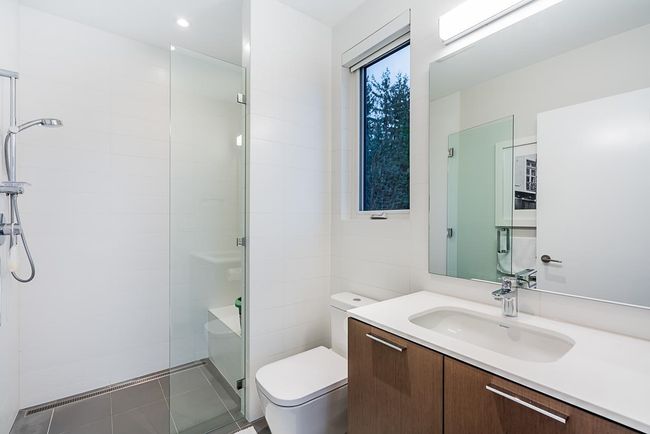 2991 Burfield Place, Home with 3 bedrooms, 3 bathrooms and 5 parking in West Vancouver BC | Image 23