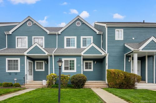 702 Somerset Knoll, Southeast, NY, 10509 | Card Image