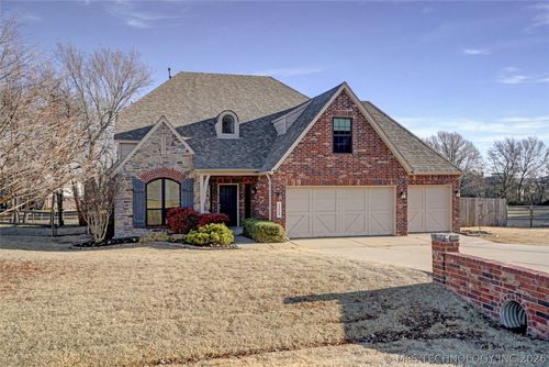 12525 Longhorn Ct, Glenpool, OK, 74033-6971 | Card Image
