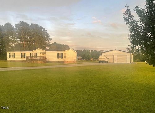 1331 Nixon Rd, Autryville, NC, 28318-8625 | Card Image