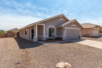 827 Tularosa Drive, House other with 4 bedrooms, 2 bathrooms and null parking in Sierra Vista AZ | Image 3