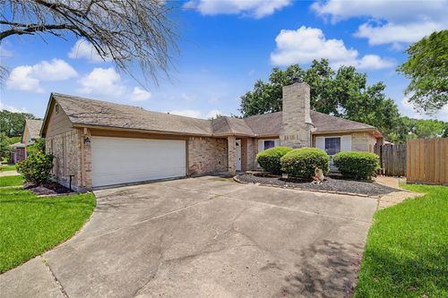 19215 Haystream Dr, Katy, TX, 77449-3964 | Card Image