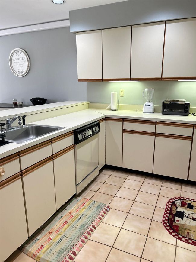 B-13 - 47 Crown Point Drive, Condo with 3 bedrooms, 3 bathrooms and null parking in Stratton VT | Image 6