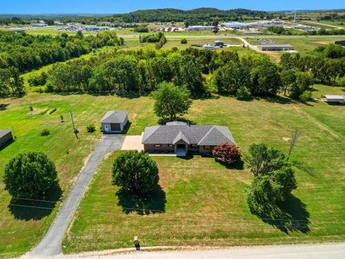 11264 Oak Hill Ln, Mountain Grove, MO, 65711-4014 | Card Image