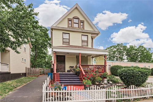 1713 E 84th Street, Cleveland, OH, 44103 | Card Image