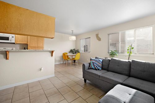 apt-2-428 Caribrook Way, Stockton, CA, 95207-7765 | Card Image