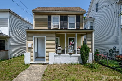 195 Washington St, Mount Holly, NJ, 08060-1658 | Card Image