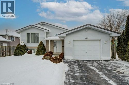 271 College St W, Waterford, ON, N0E1Y0 | Card Image
